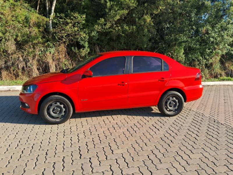 VOLKSWAGEN - VOYAGE - 2013/2013 - Vermelha - R$ 39.900,00