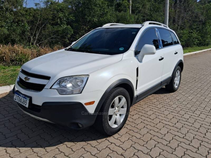 CHEVROLET - CAPTIVA - 2012/2012 - Branca - R$ 54.900,00