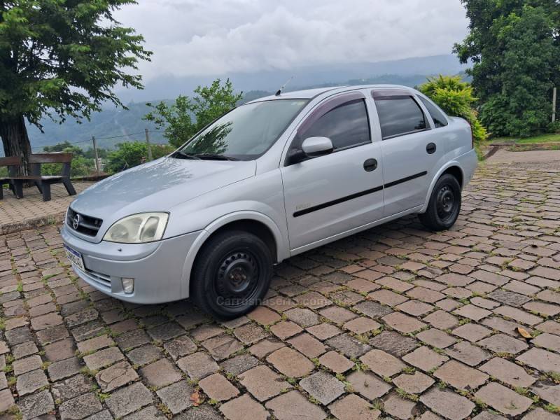 CHEVROLET - CORSA - 2007/2007 - Prata - R$ 29.900,00