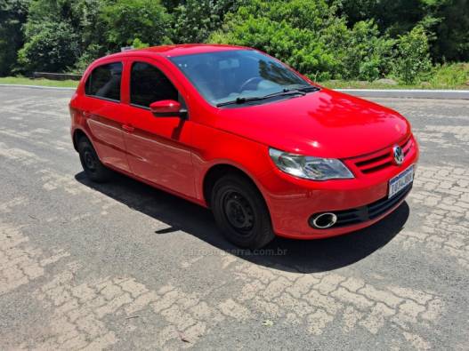 VOLKSWAGEN - GOL - 2010/2010 - Vermelha - R$ 27.900,00