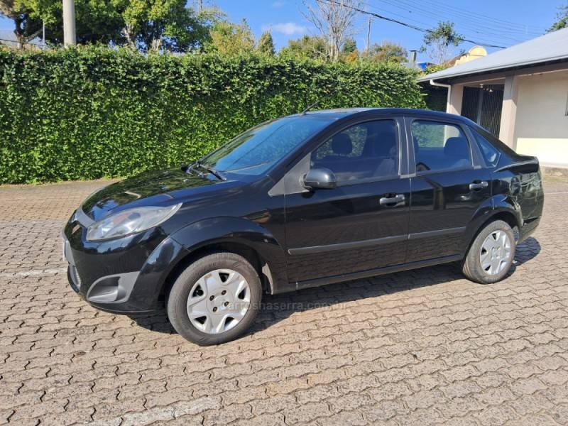 FORD - FIESTA - 2012/2012 - Preta - R$ 37.900,00