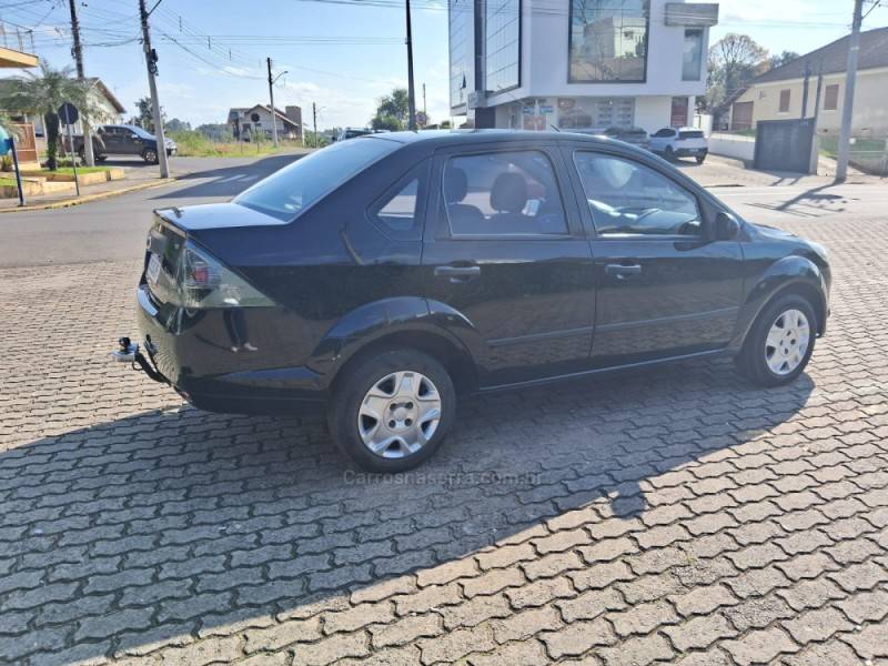 FORD - FIESTA - 2012/2012 - Preta - R$ 37.900,00