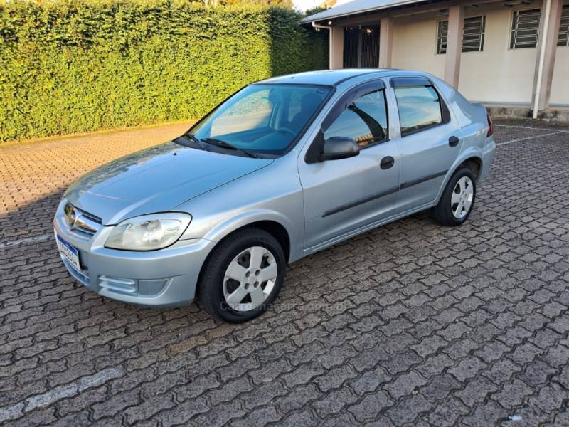 CHEVROLET - PRISMA - 2010/2010 - Prata - R$ 29.900,00
