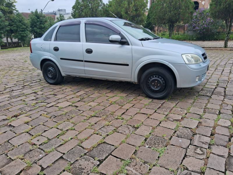 CHEVROLET - CORSA - 2007/2007 - Prata - R$ 29.900,00