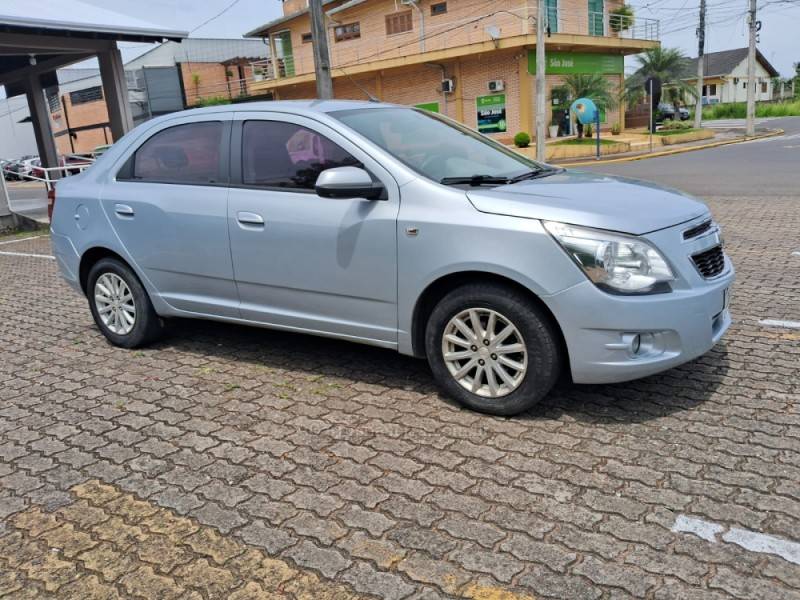 CHEVROLET - COBALT - 2012/2012 - Prata - R$ 38.900,00