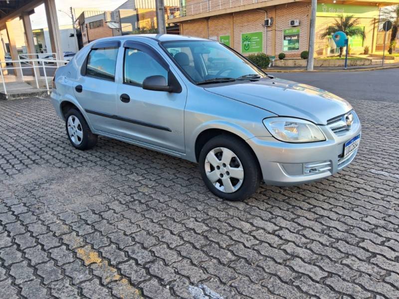 CHEVROLET - PRISMA - 2010/2010 - Prata - R$ 29.900,00