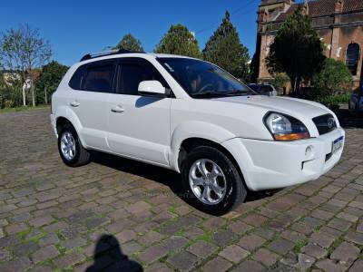 HYUNDAI - TUCSON - 2015/2015 - Branca - R$ 61.900,00