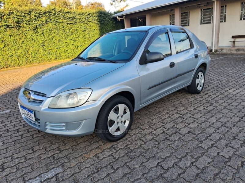 CHEVROLET - PRISMA - 2010/2010 - Prata - R$ 29.900,00